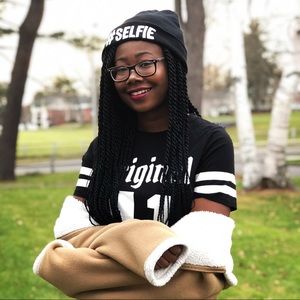 #Selfie Black Beanie